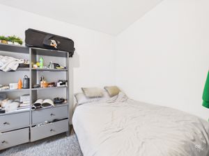 Photo 19- click for photo gallery